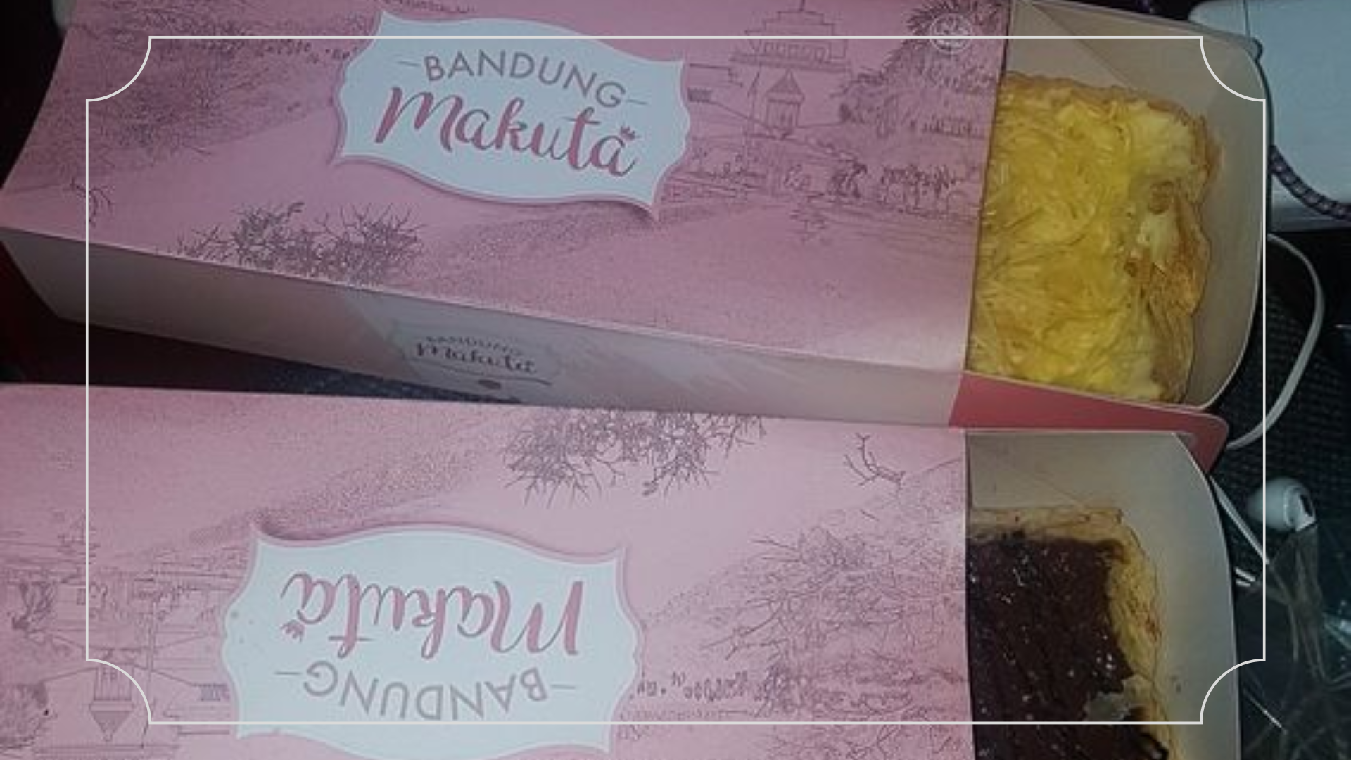 23 Oleh-Oleh Khas Bandung yang Terkenal dan Murah 12 Bandung Makuta Cake