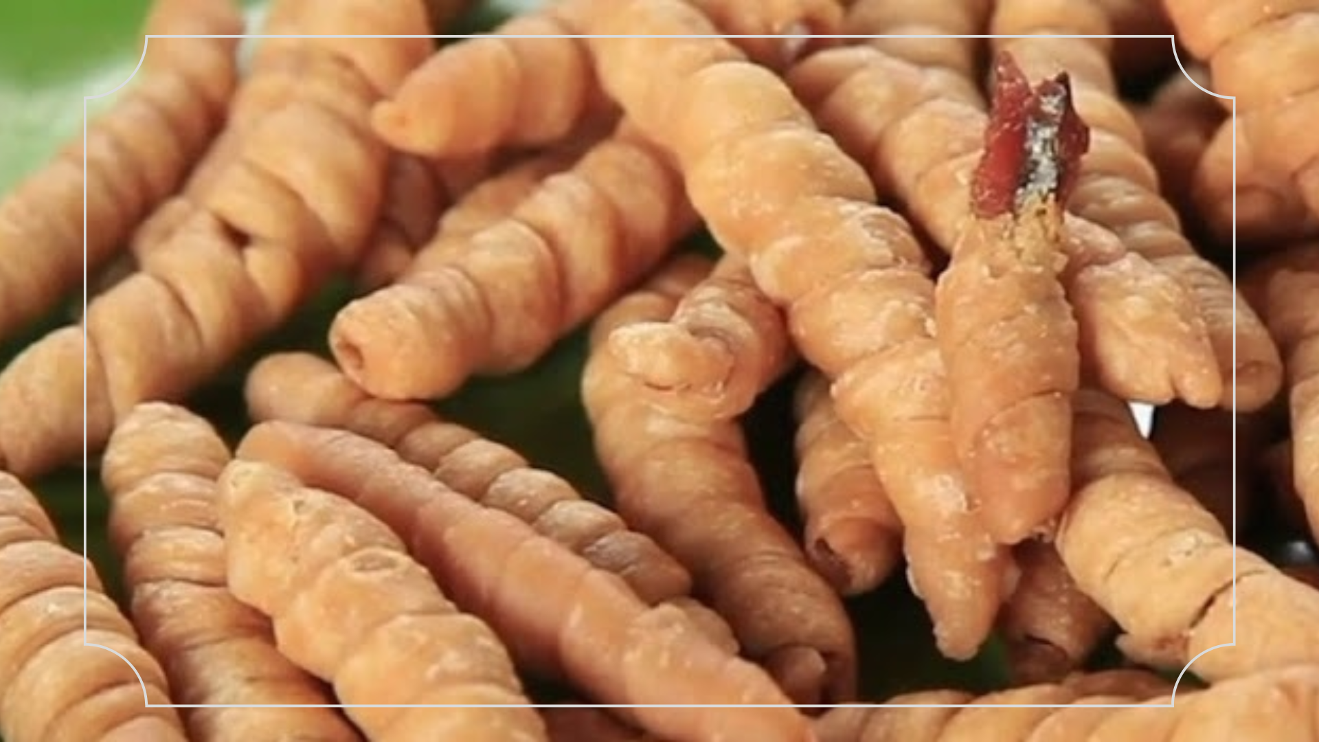 Oleh-Oleh Khas Batam: 15 Pilihan Terbaik untuk Bawa Pulang Ke Rumah 14 Bilis Molen