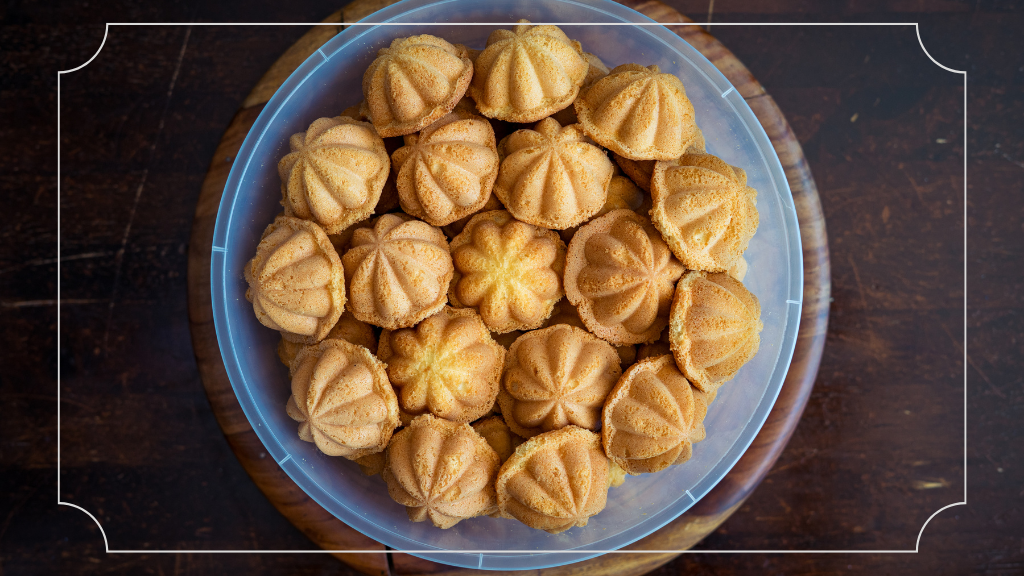 13 Oleh-Oleh Khas Jawa Timur: Keajaiban Rasa dan Aroma dari Tanah Jawa 6 Bolu Kuwuk