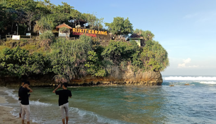 Bukit Karang Gunung Kidul
