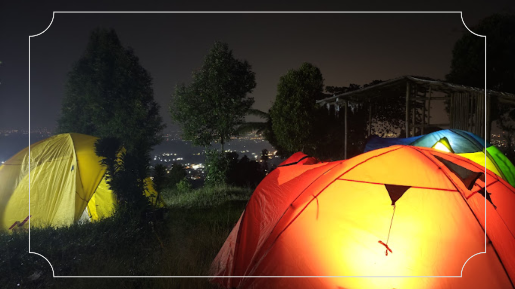 20 Tempat Wisata Purwokerto Terbaru yang Tidak Boleh Dilewatkan 12 Bukit Pandang