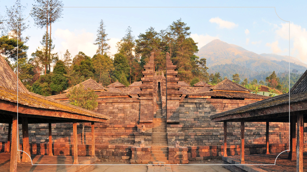 Rekomendasi Tempat Wisata di Tawangmangu yang Cocok untuk Semua Usia 4 Candi Cetho