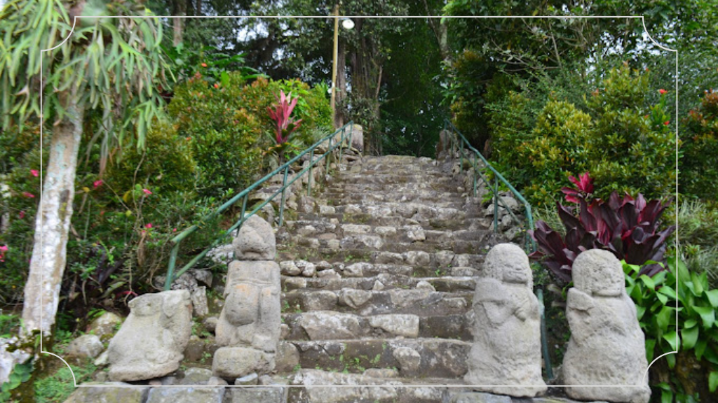 Rekomendasi Tempat Wisata di Tawangmangu yang Cocok untuk Semua Usia 12 Candi Menggung