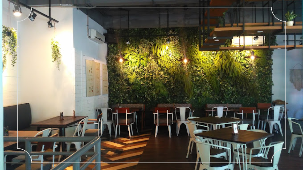 Communal Coffee & Eatery