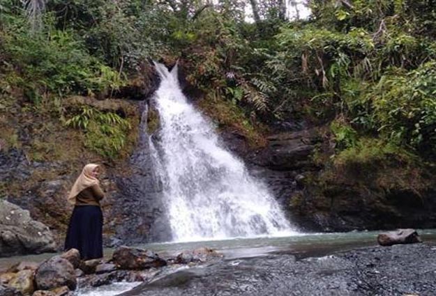 wisata air terjun di Pangandaran
