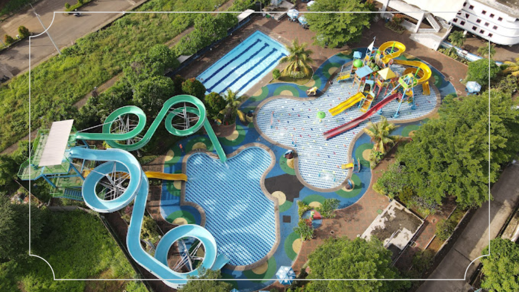 Daya Tarik Green Lake View Waterpark