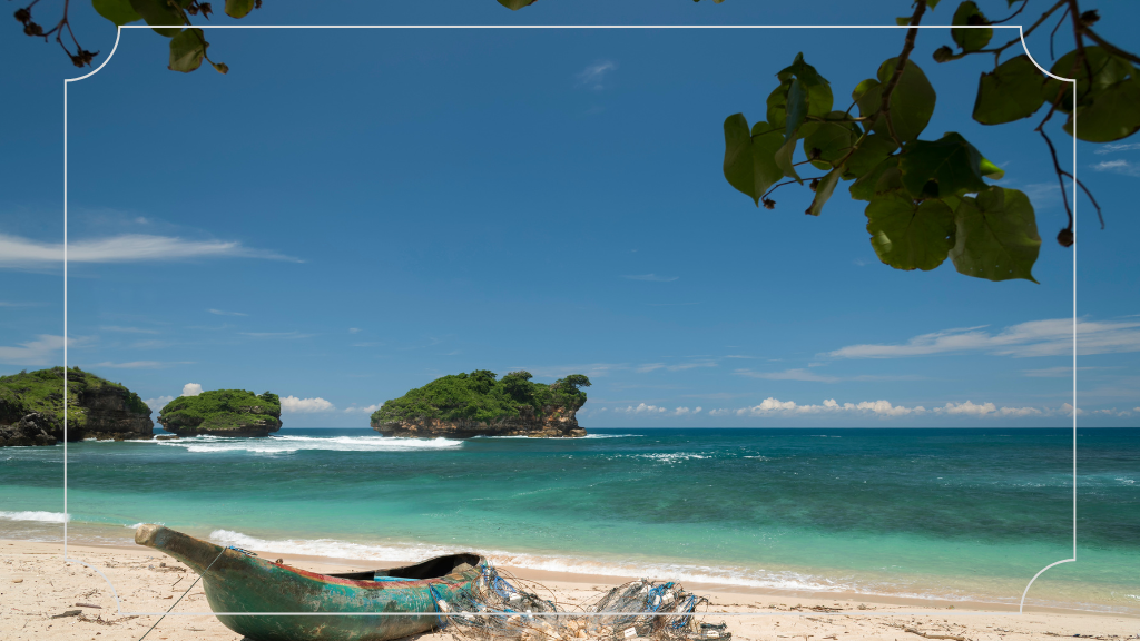 Daya Tarik Pantai Watu Karung