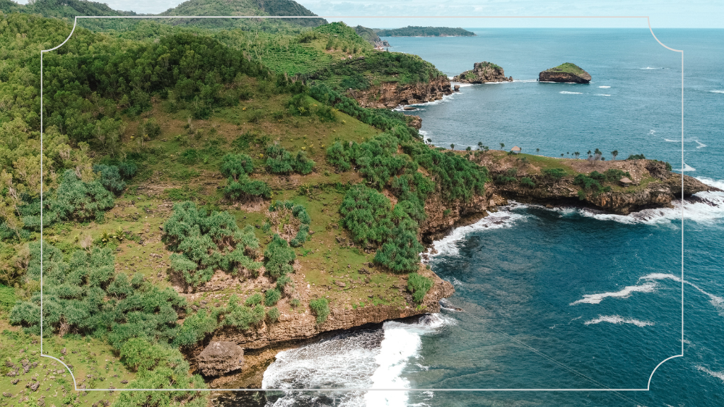 Daya Tarik di Pantai Jogan