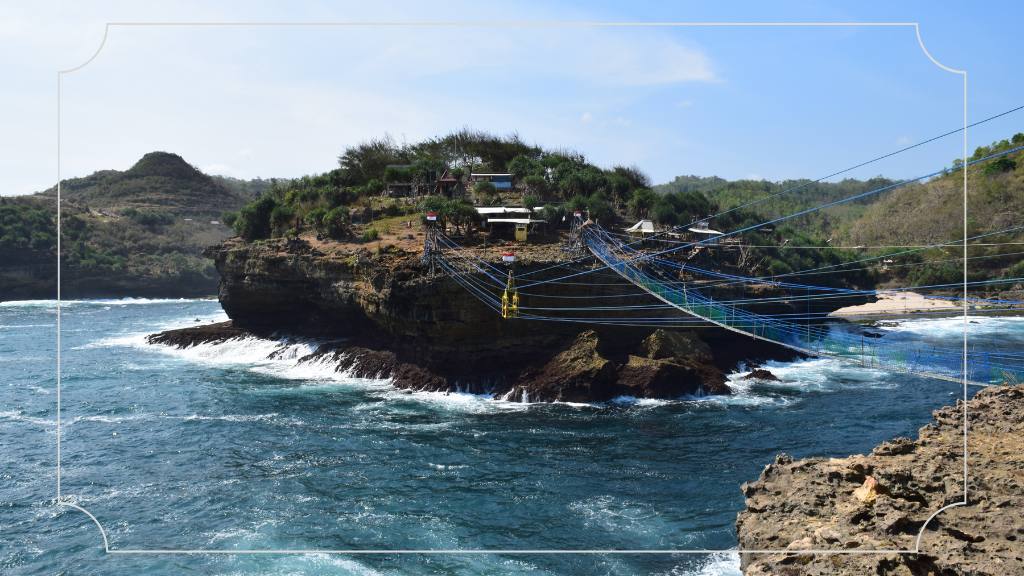 Daya Tarik di Pantai Timang