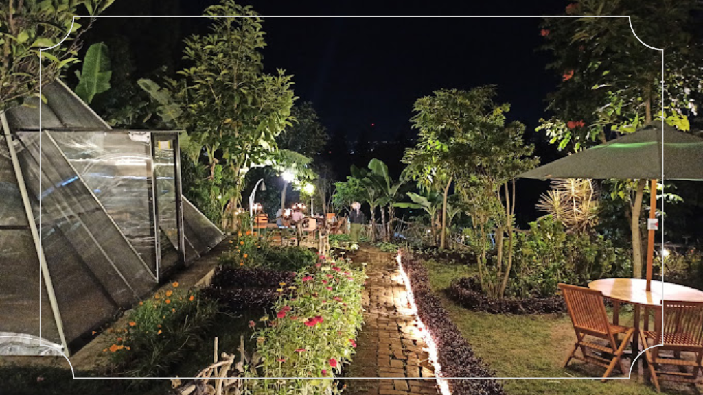 15 Rekomendasi Cafe di Batu Malang untuk Berkumpul dan Bersantai 8 De Kleine Batu