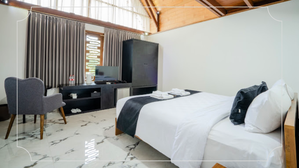 Kunjungi Pantai Drini Yogyakarta yang Asri dan Indah 10 Drini Hills