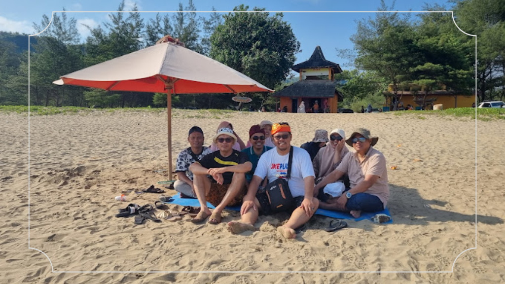 Pantai Teleng Ria Pacitan: Harga Tiket Masuk, Fasilitas & Daya Tarik 5 Fasilitas