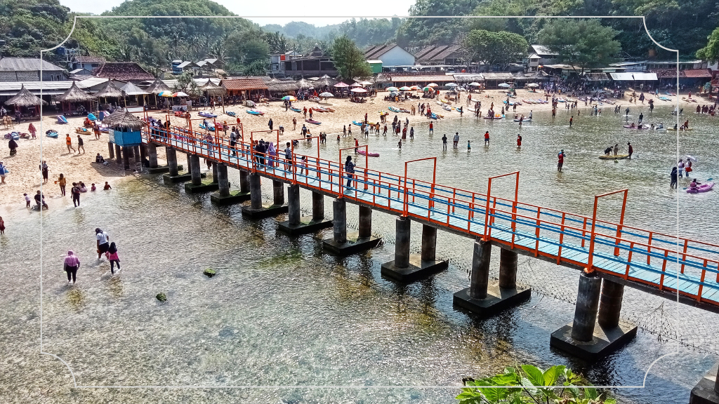 Kunjungi Pantai Drini Yogyakarta yang Asri dan Indah 5 Fasilitas