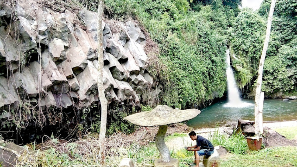 Keindahan Air Terjun Way Lalaan yang Menakjubkan Wajib Kamu Datangi! 5 Fasilitas