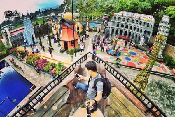 Fasilitas Bukit Sekipan