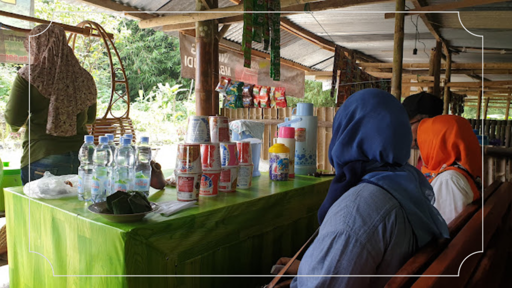 Keindahan Grojogan Watu Purbo - Tujuan Wisata Indonesia 7 Fasilitas Grojogan Watu Purbo