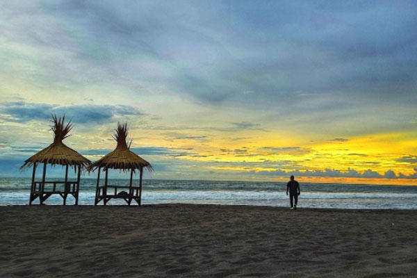 Fasilitas Pantai Jatimalang