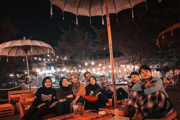 Fasilitas Pantai Sigandu