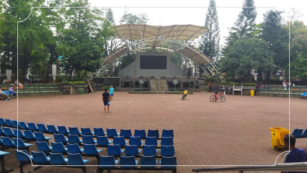 Fasilitas Taman Air Mancur Sri Baduga