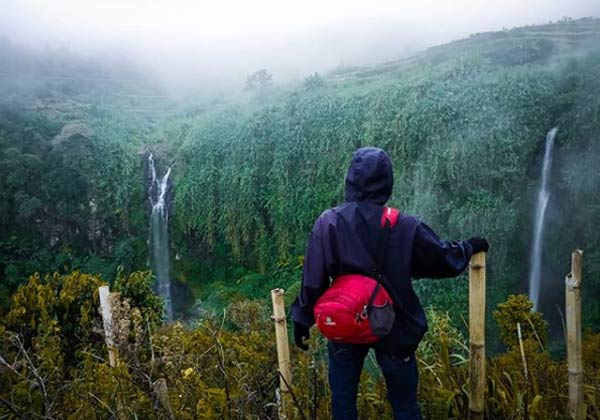 Fasilitas di Curug Sirawe