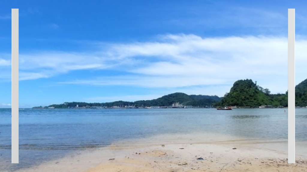 Fasilitas di Pantai Nirwana