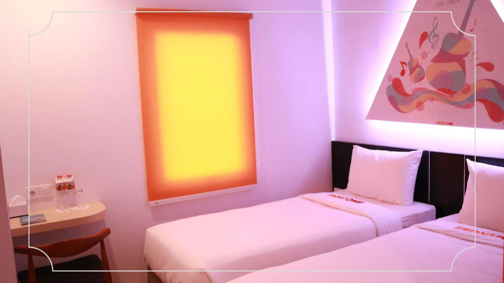 Front One Inn Semarang