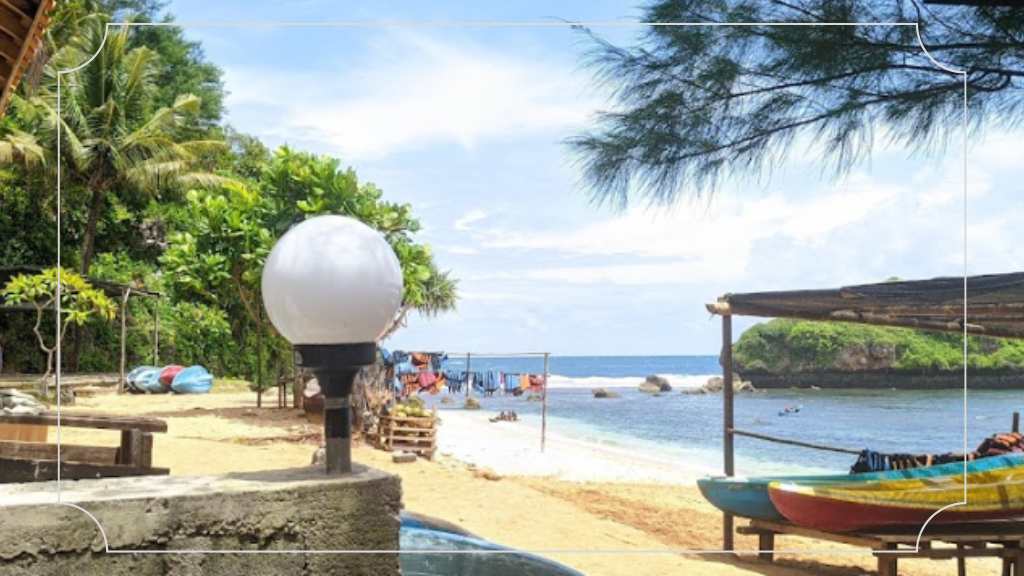 Pantai Sadranan Gunung Kidul: Liburan Asyik dengan Pemandangan Menakjubkan 7 Gazebo