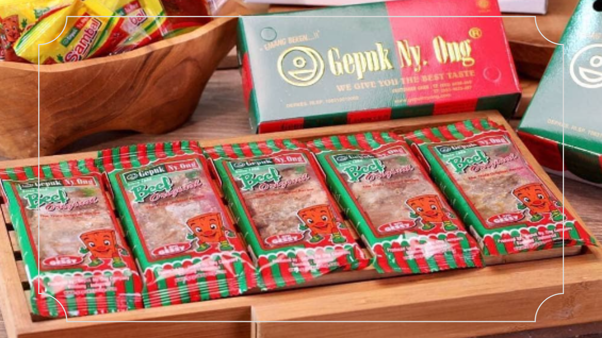 23 Oleh-Oleh Khas Bandung yang Terkenal dan Murah 13 Gepuk Nyonya Ong