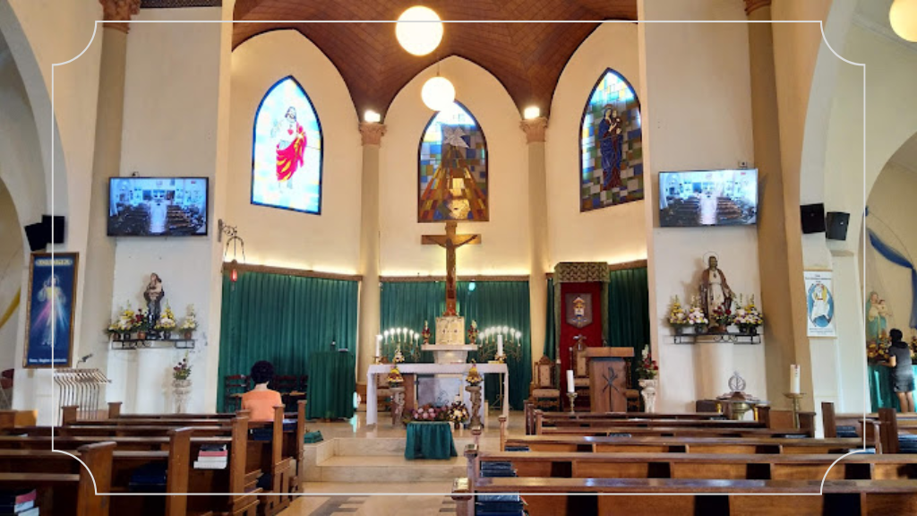 21 Tempat Wisata di Makassar yang Harus Dikunjungi 16 Gereja Katedral Makassar