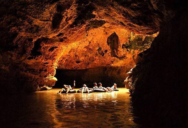 24 Tempat Wisata di Tuban Terbaru 25