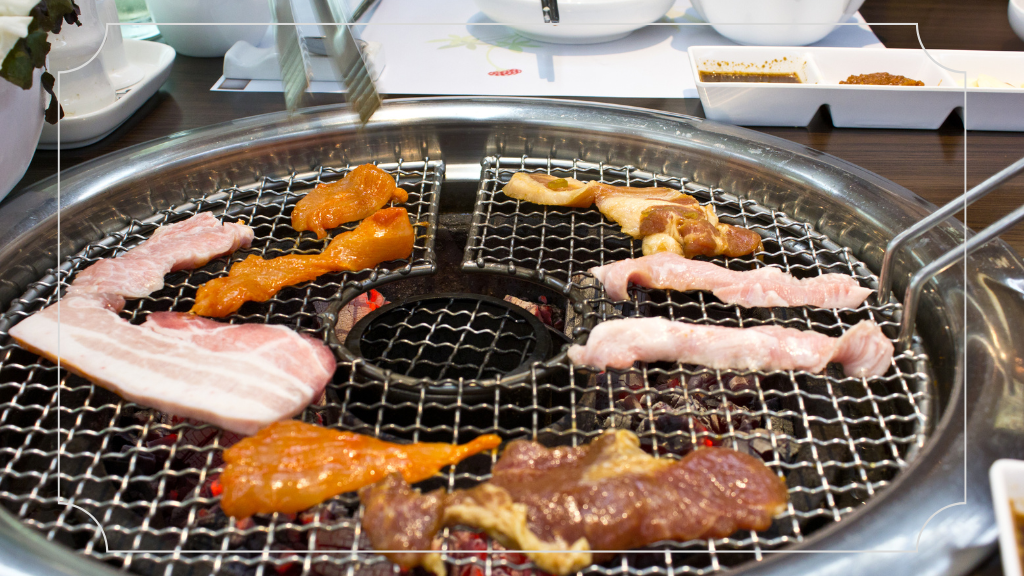 25 Makanan Khas Korea yang Populer di Indonesia 18 Makanan Khas Korea yang Populer di Indonesia Gogigui