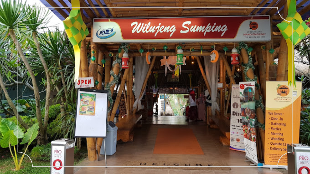 10 Restoran Keluarga di Tangerang, Pilihan Kuliner Seru untuk Bersama Keluarga 8 Gubug Makan Mang Engking The Breeze BSD City