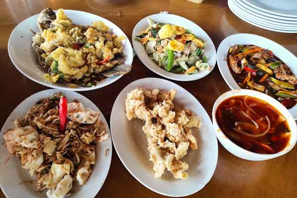 27 Tempat Wisata di Lubuk Linggau yang Populer 25 Gubug Makan Mang Engking