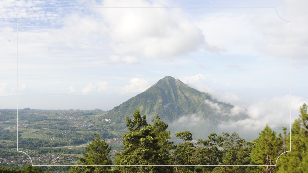 Wisata di Magelang Gunung Telomoyo
