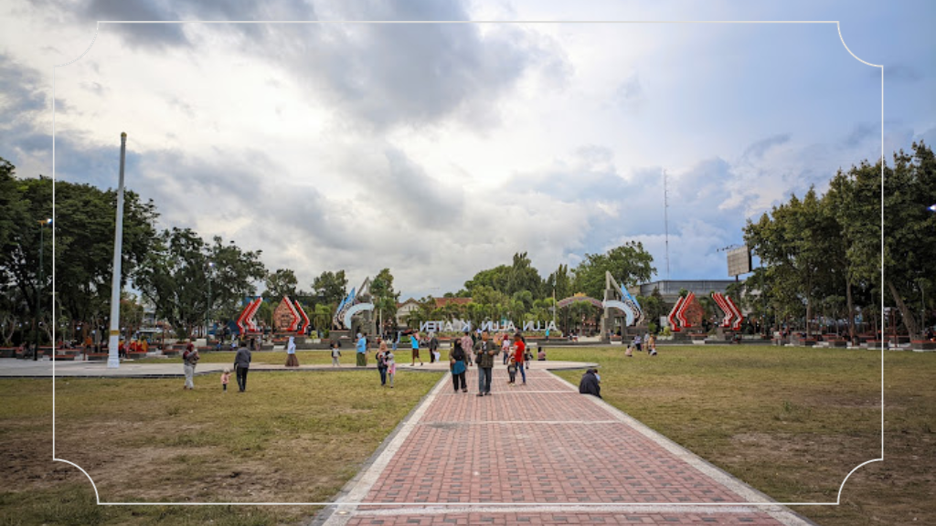 Alun Alun Klaten, Pesona Eksotis Jawa Tengah yang Harus Dikunjungi! 2 Harga Tiket Masuk
