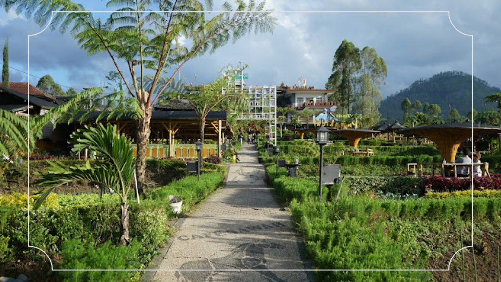 Cafe Sawah Pujon Kidul, Tempat Nongkrong Unik di Pedesaan 2 Harga Tiket Masuk Cafe Sawah Pujon Kidul