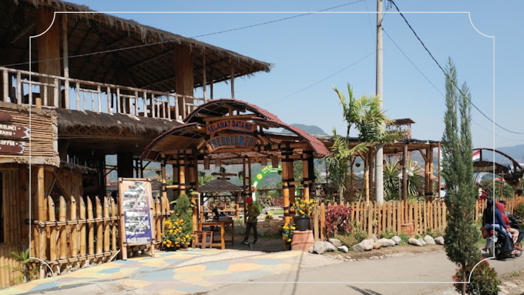 Harga Tiket Masuk Cafe Tepi Sawah Malang