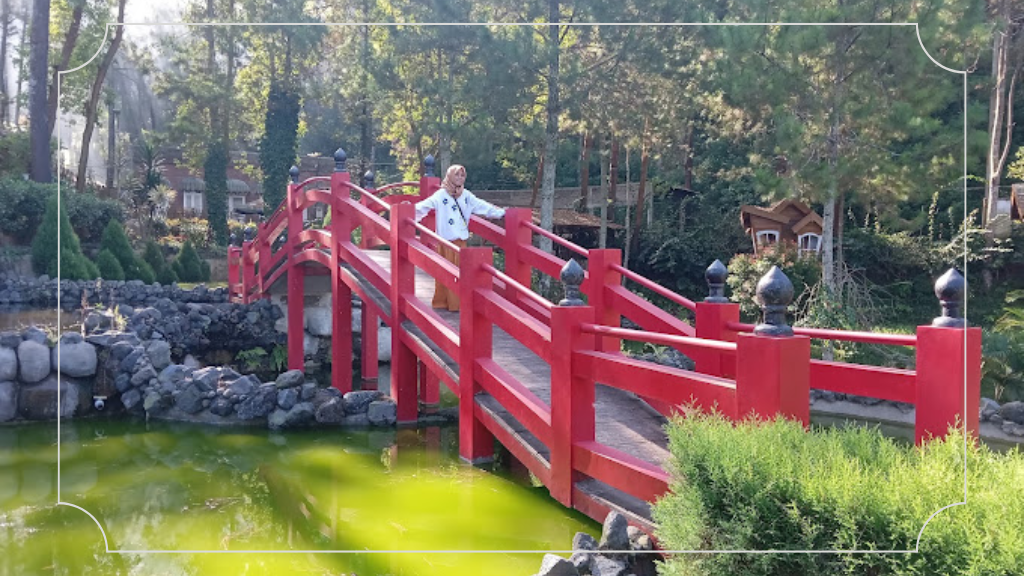 Coban Rais Flower Garden: Pesona Alam dan Kebun Bunga yang Mengagumkan untuk Dijelajahi 2 Harga Tiket Masuk Coban Rais Flower Garden