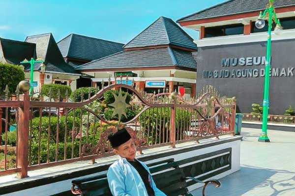 Museum Masjid Agung Demak 2 Harga Tiket Masuk Museum Masjid Agung Demak