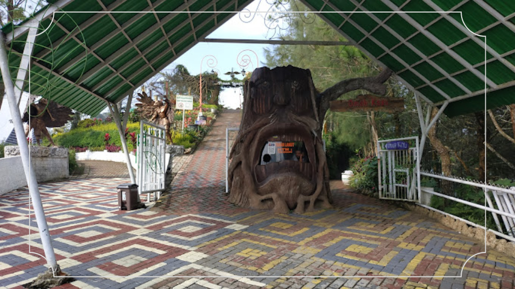 Harga Tiket Masuk Omah Kayu Paralayang Batu