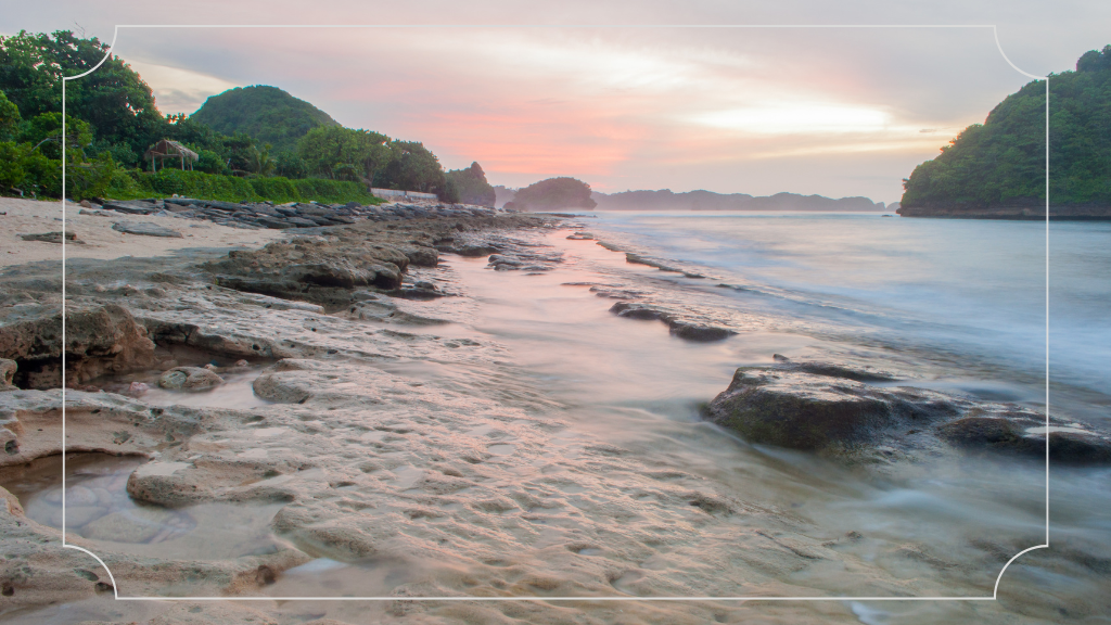 Pantai Goa Cina Malang - Jam Operasional, Harga Tiket Masuk & Daya Tarik 2 Harga Tiket Masuk Pantai Goa Cina Malang