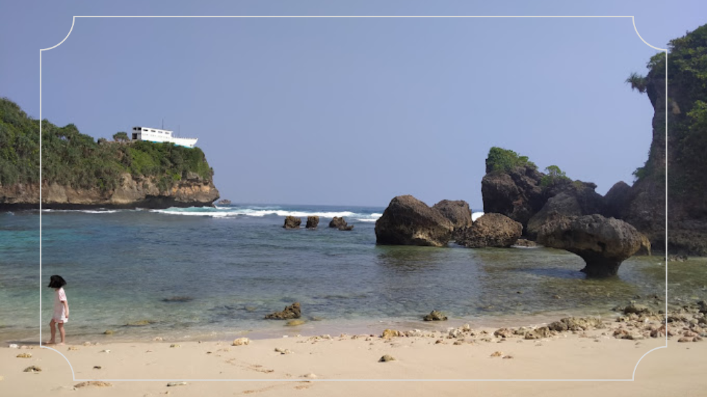 Harga Tiket Masuk Pantai Sendang Biru Malang