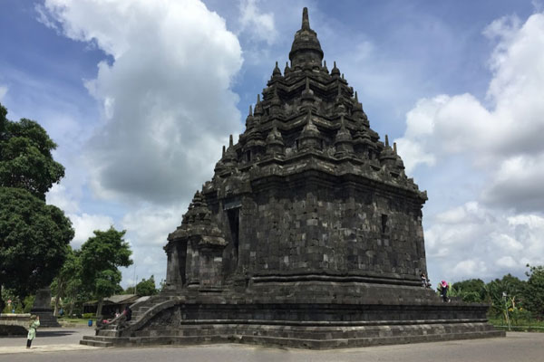 harga tiket masuk candi sojiwan
