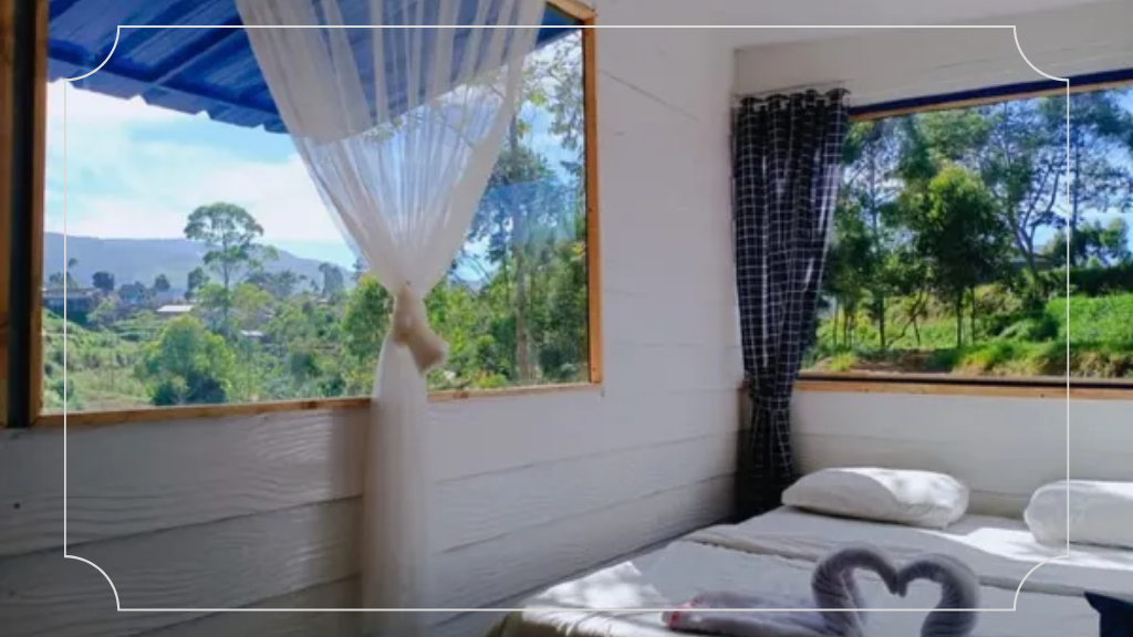 Hotel Shinta Corner II dan Bobs Container