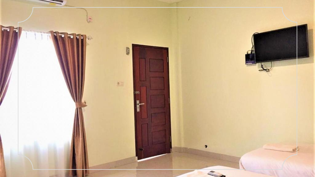 Pesona Pantai Cinta Teluk Jering Tambang: Destinasi Impian Para Keluarga 11 Hotel The Village