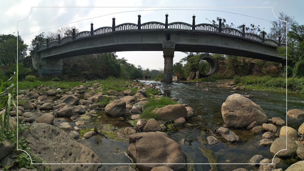 Hutan Wisata Tinjomoyo Semarang