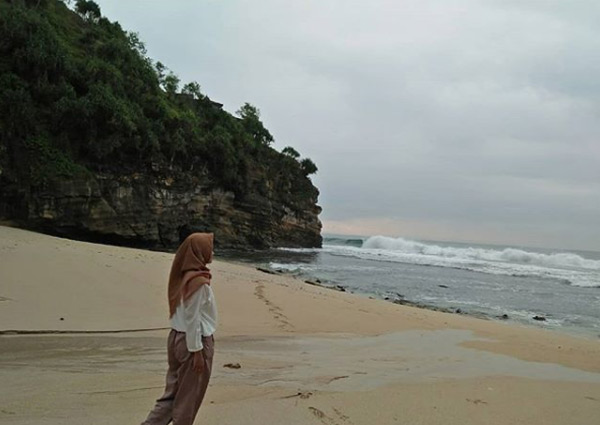 Jam Buka Pantai Puyangan