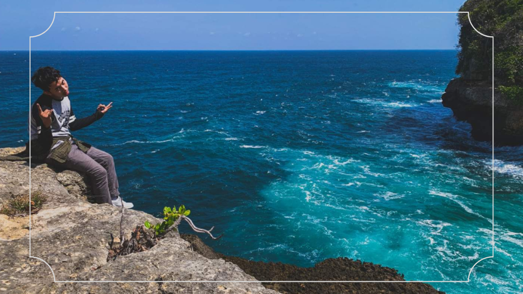 Pantai Teluk Asmara Malang: Keindahan Alam Pantai Di Ujung Timur Jawa 8 Jam Operasional dan Harga Tiket Masuk Pantai