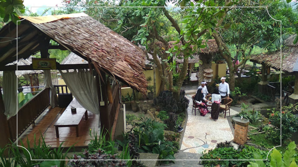 Kayu Manis Resto & Gallery