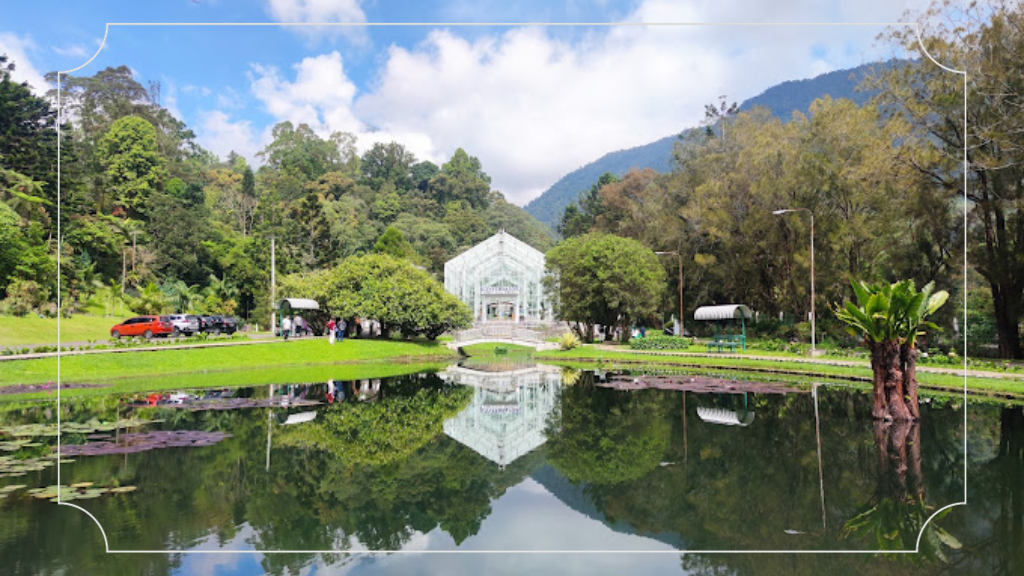 15 Tempat Wisata di Puncak Bogor untuk Liburan Keluarga Terbaik! 6 Tempat Wisata di Puncak Kebun Raya Cibodas